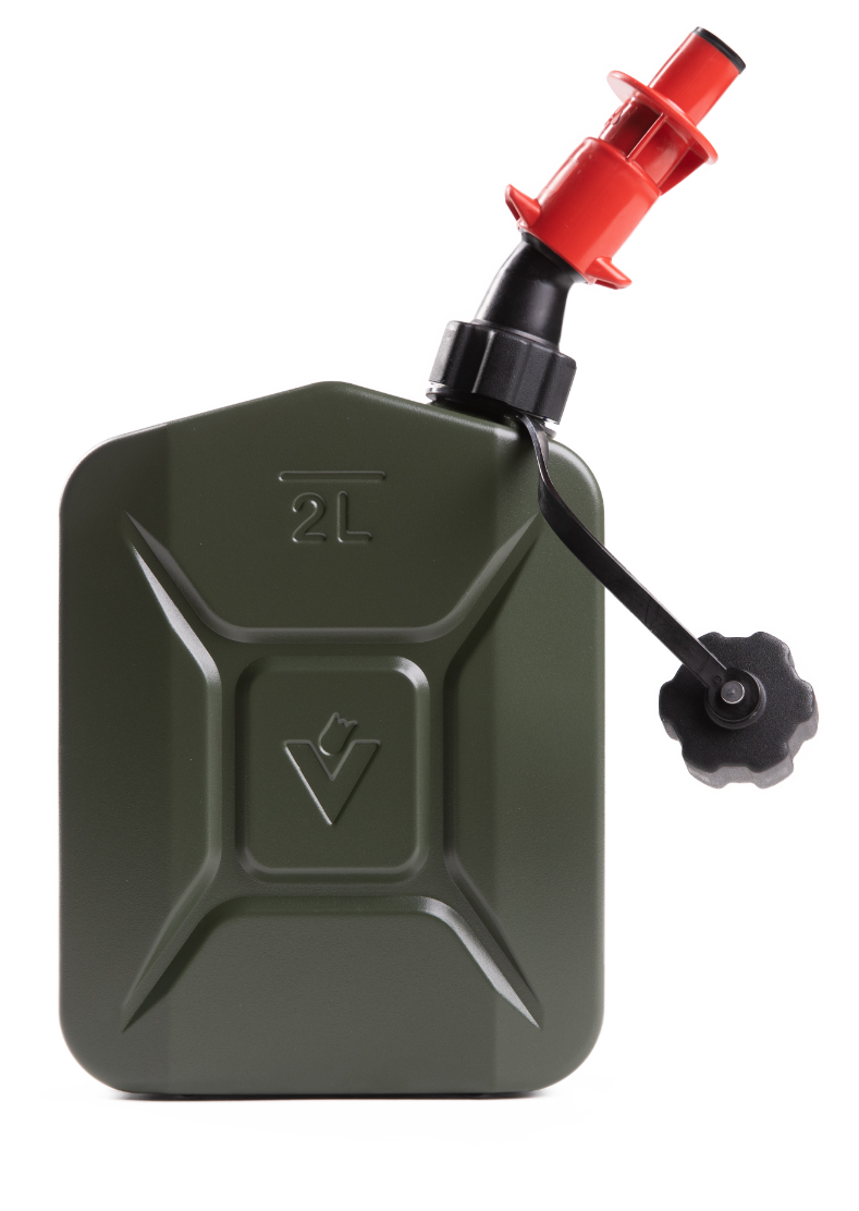 https://www.valpro.lv/images/products/jerrycans/2L-ar-izlejeju.png